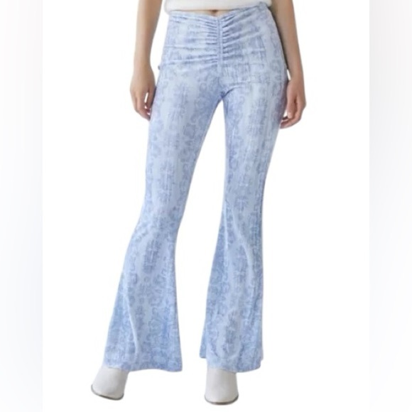 Urban Outfitters Pants - (Sold) Urban Outfitters UO Apolonia Velvet Flare Light Blue Printed Pant Size S